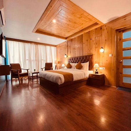 Tata Vista Resort Mall Road Manali - Centrally Heated & Air Cooled Zewnętrze zdjęcie